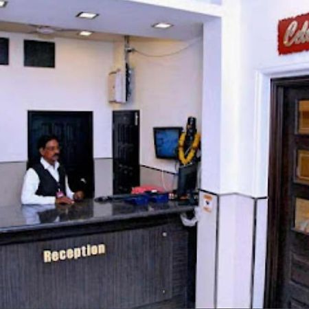 Vitthal Inn Pandharpur Exterior foto